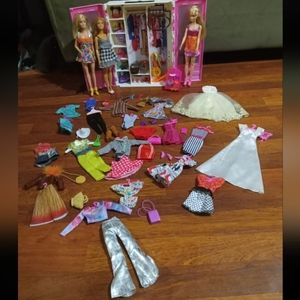 Barbie's Closet lot 2